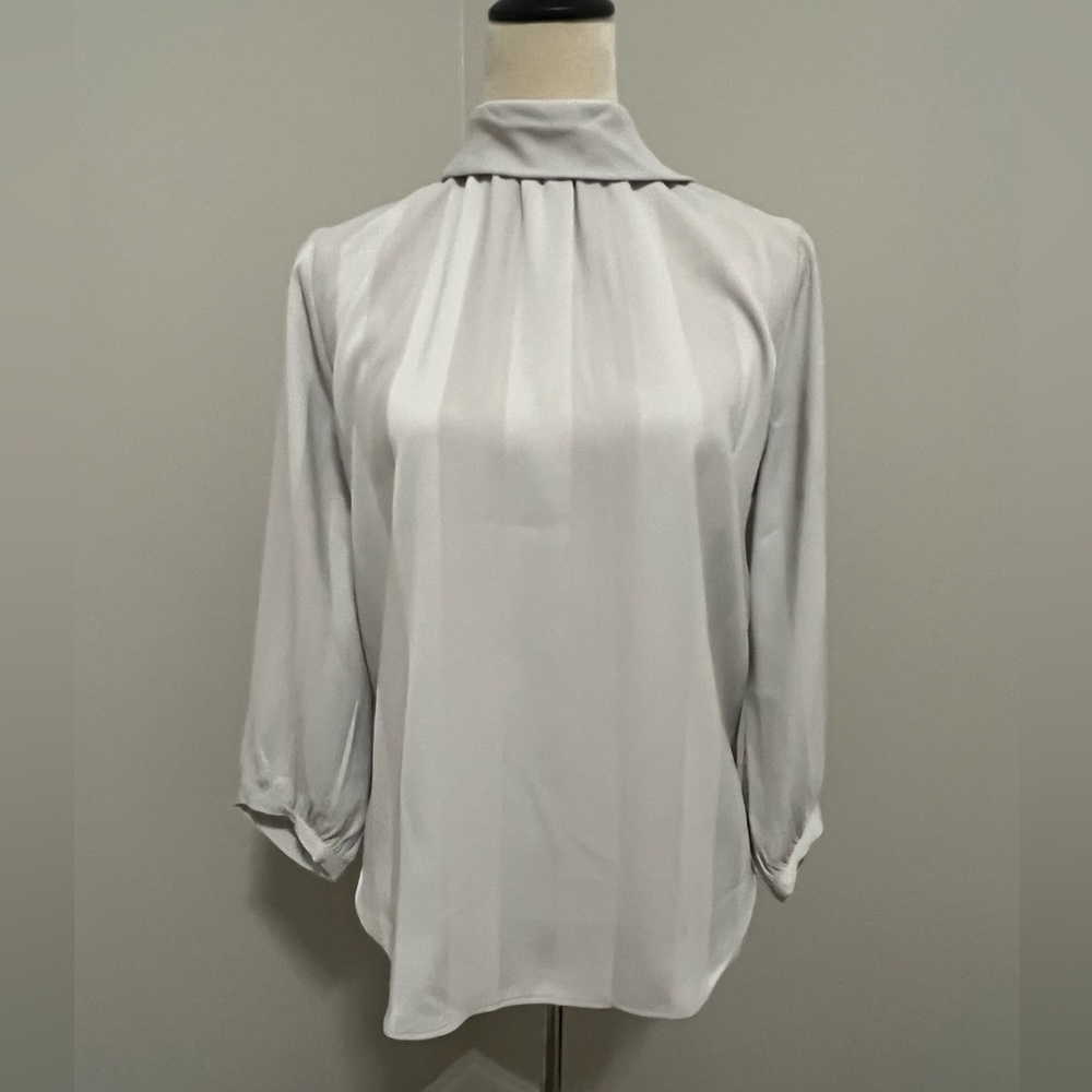 Ann Taylor  grey striped Blouse - NWT - Women's med office work professional